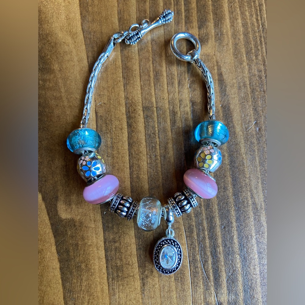 Charm/Beaded Bracelet